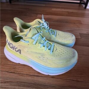 Women’s HOKA Clifton 9